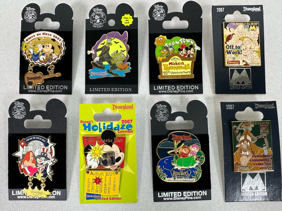 Collection Of Vintage Disneyland Limited Edition Trading Pins New On Cards [Photo 2]