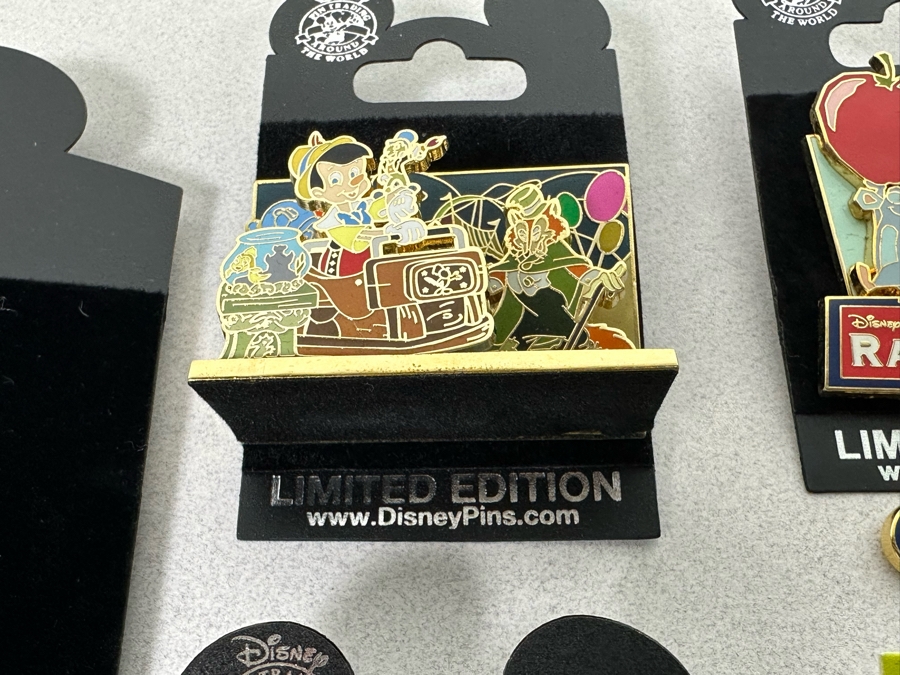 Collection Of Vintage Disneyland Limited Edition Trading Pins New On Cards [Photo 5]