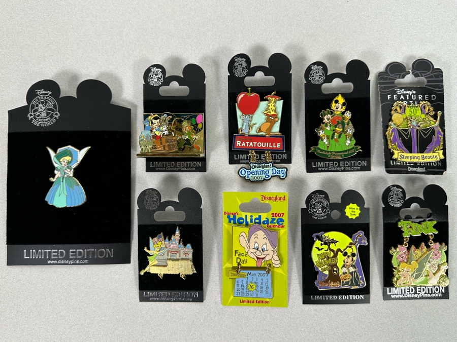 Collection Of Vintage Disneyland Limited Edition Trading Pins New On Cards [Photo 3]