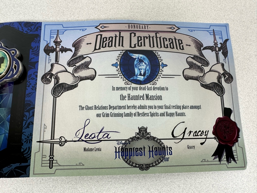 Vintage Disneyland Haunted Mansion Key Trading Pin New On Card [Photo 7]