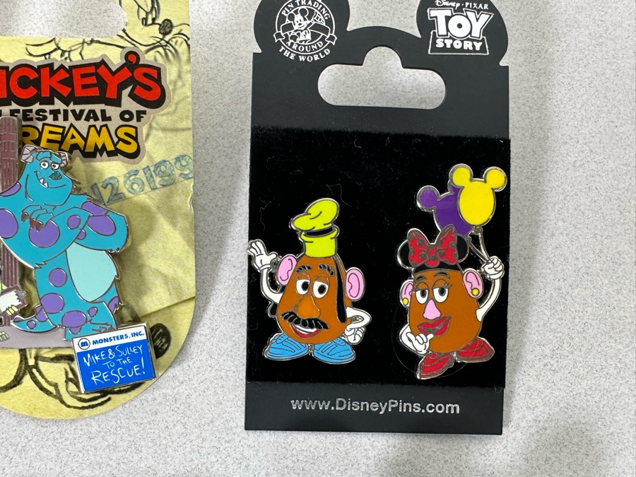 Collection Of Vintage Disneyland Trading Pins New On Cards - Two Limited Edition Pins [Photo 11]
