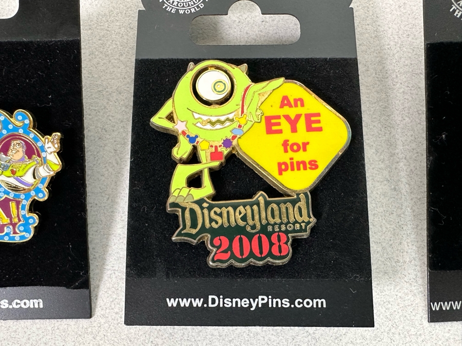 Collection Of Vintage Disneyland Trading Pins New On Cards - Two Limited Edition Pins [Photo 10]