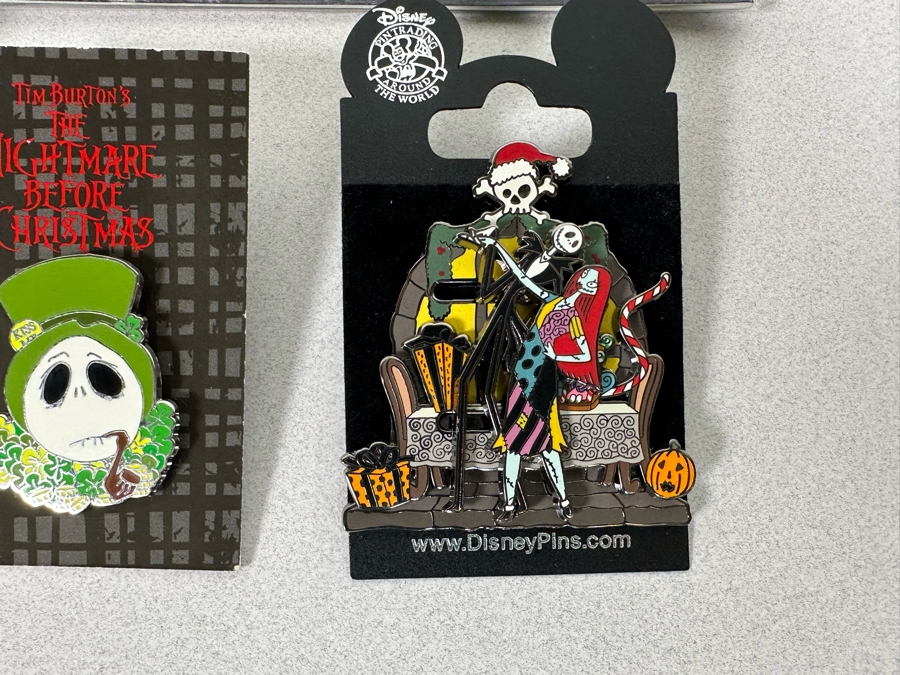 Collection Of Vintage Disneyland The Nightmare Before Christmas Trading Pins New On Cards - Three Limited Edition Pins [Photo 10]