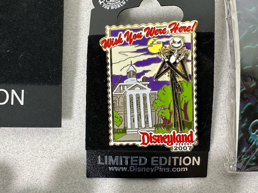 Collection Of Vintage Disneyland The Nightmare Before Christmas Trading Pins New On Cards - Three Limited Edition Pins [Photo 6]