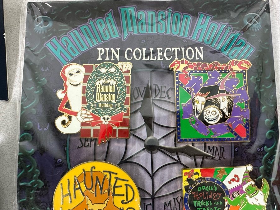 Collection Of Vintage Disneyland The Nightmare Before Christmas Trading Pins New On Cards - Three Limited Edition Pins [Photo 8]