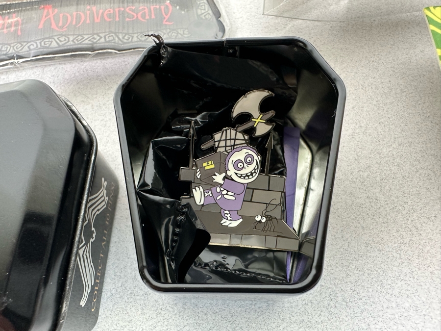 Collection Of Vintage Disneyland The Nightmare Before Christmas Trading Pins New On Cards [Photo 12]