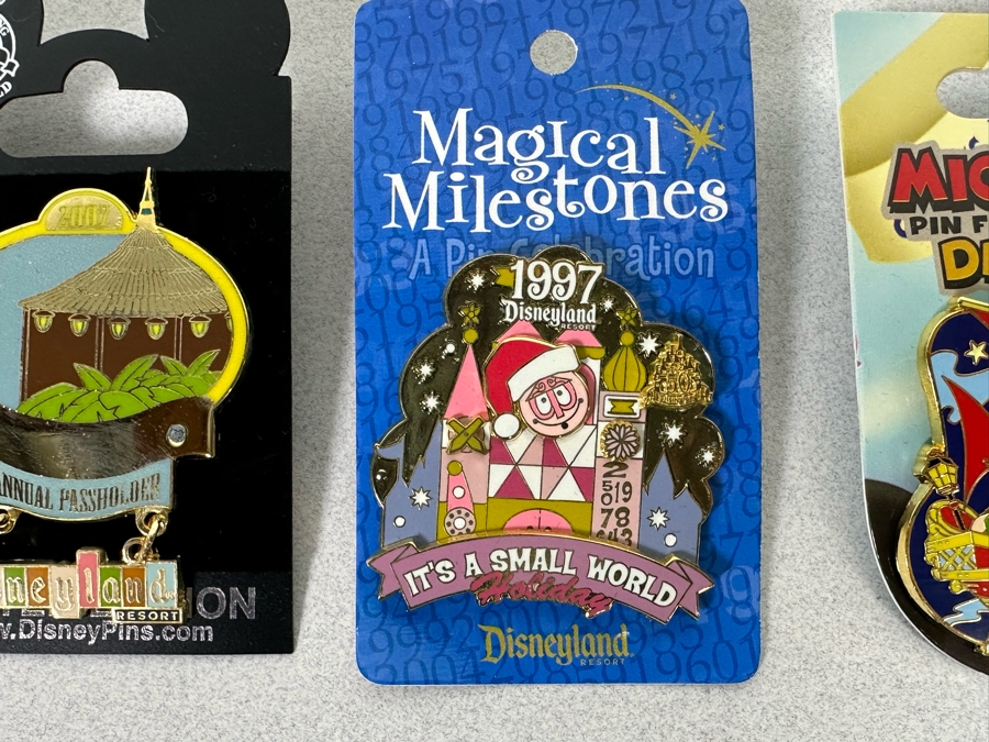 Collection Of Vintage Disneyland Trading Pins New On Cards [Photo 11]