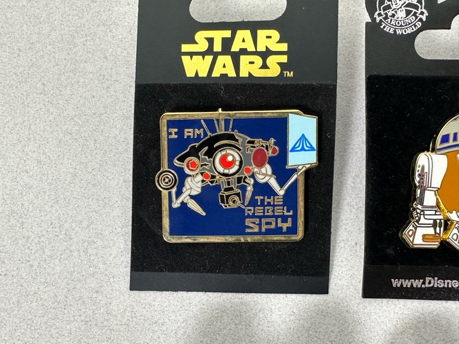 Collection Of Vintage Disneyland Trading Pins New On Cards [Photo 8]