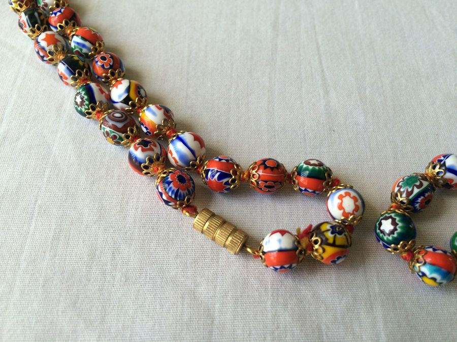 Italian Glass Bead Necklace [Photo 10]