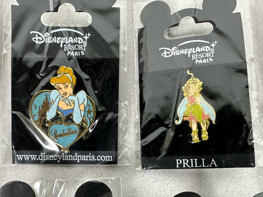 Collection Of Vintage Disneyland Trading Pins New On Cards [Photo 11]
