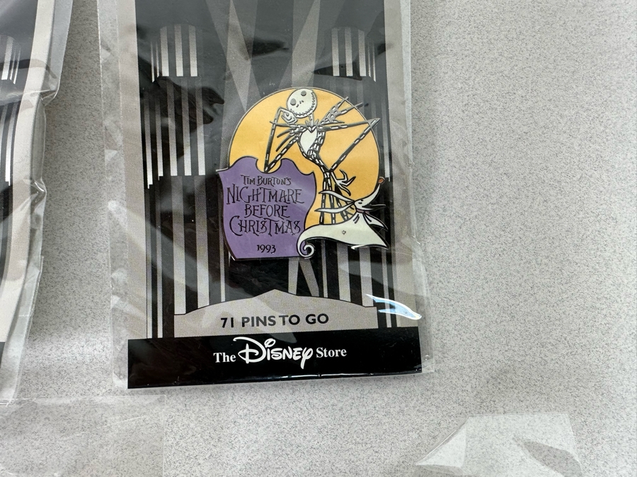 Collection Of Vintage Disneyland Trading Pins New On Cards Year 2000 Millennium Countdown [Photo 7]
