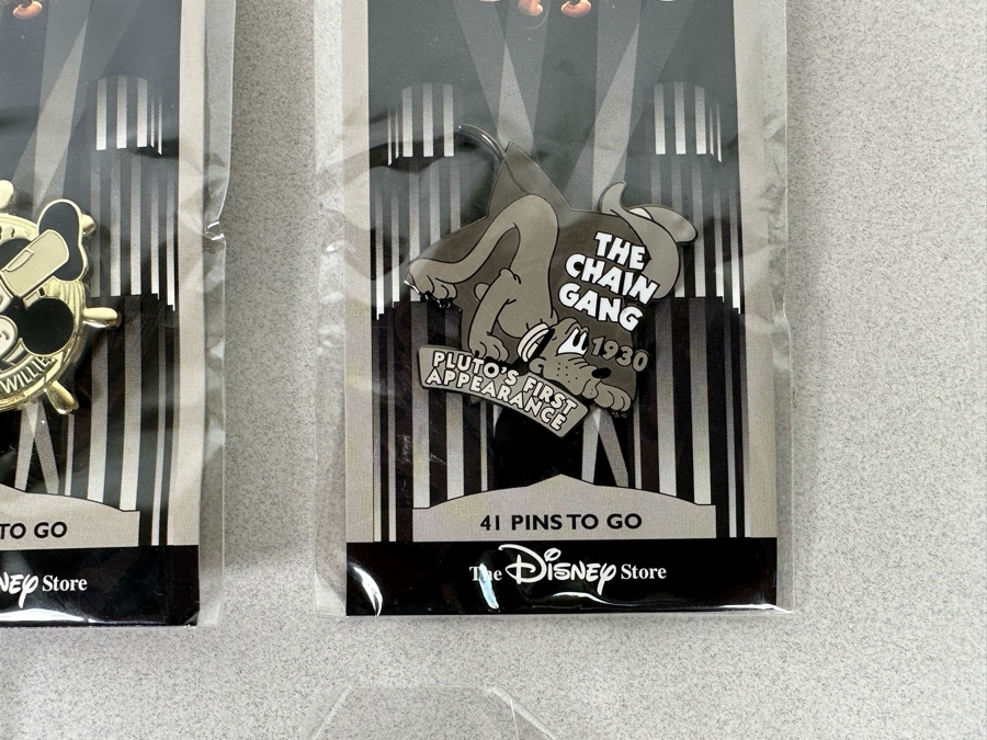 Collection Of Vintage Disneyland Trading Pins New On Cards Year 2000 Millennium Countdown [Photo 12]