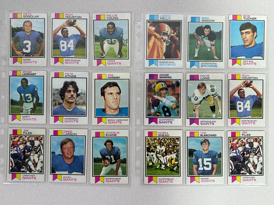 Vintage 1973 Topps Football Card Collection In Plastic Sleeves 279 Cards Total Ready For Grading - See Photos [Photo 12]