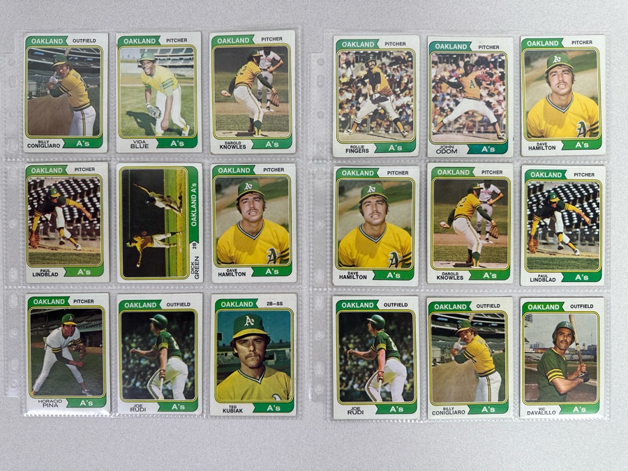 Vintage 1974 Topps Baseball Card Collection In Plastic Sleeves 549 Cards Total Ready For Grading - See Photos [Photo 10]