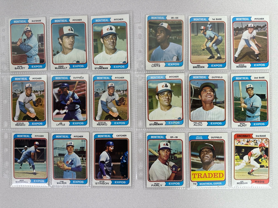Vintage 1974 Topps Baseball Card Collection In Plastic Sleeves 549 Cards Total Ready For Grading - See Photos [Photo 8]