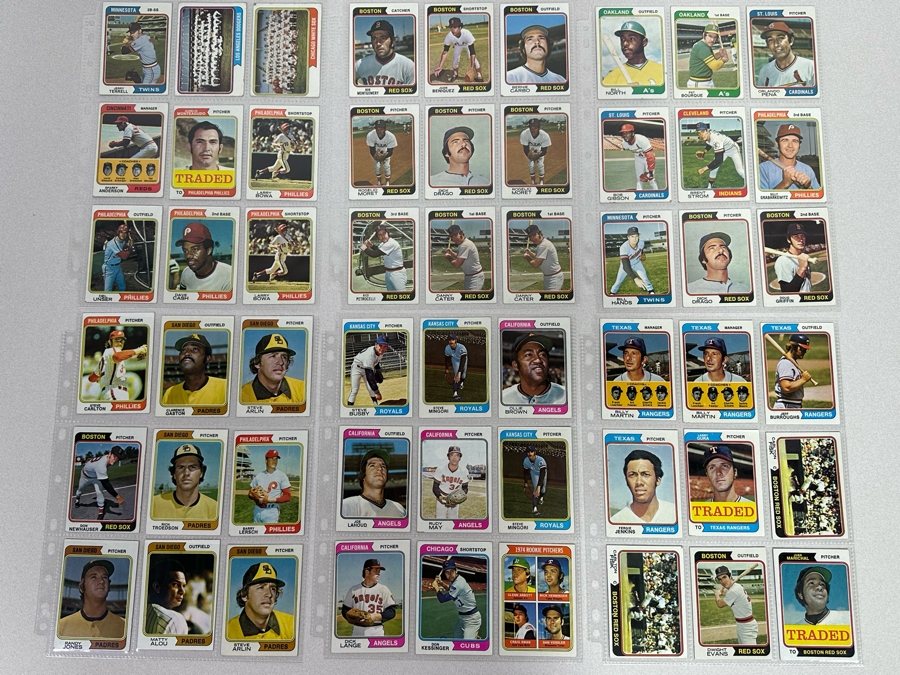 Vintage 1974 Topps Baseball Card Collection In Plastic Sleeves 549 Cards Total Ready For Grading - See Photos [Photo 18]