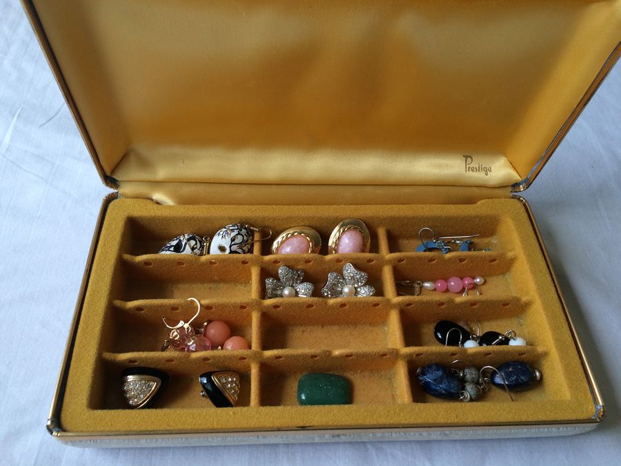 Jewelry Earring Lot [Photo 11]