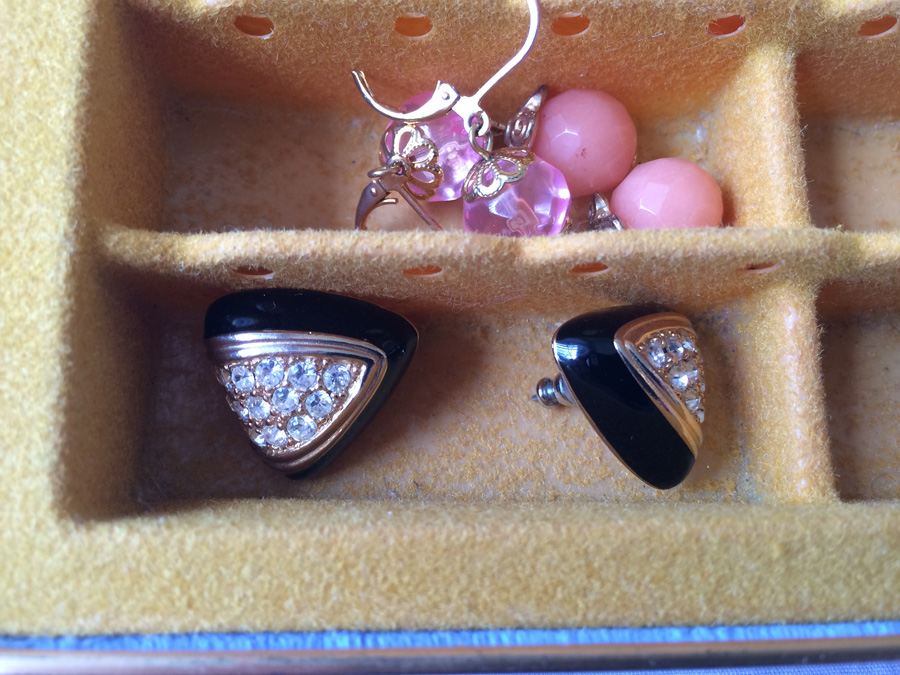 Jewelry Earring Lot [Photo 2]