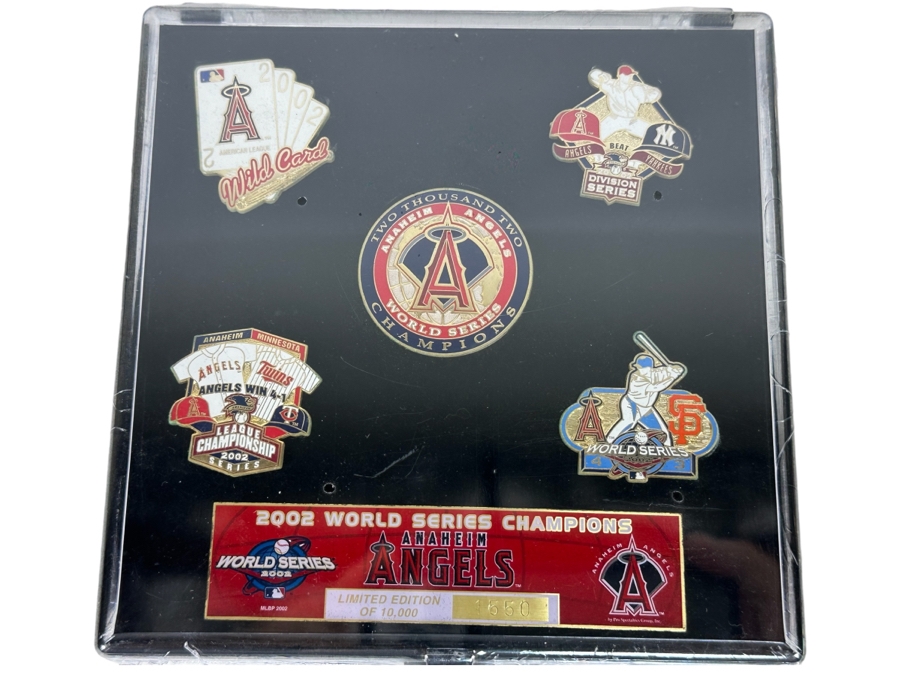 Sealed Limited Edition 2002 World Series Champions Anaheim Angels Pins 6 X 6 [Photo 1]