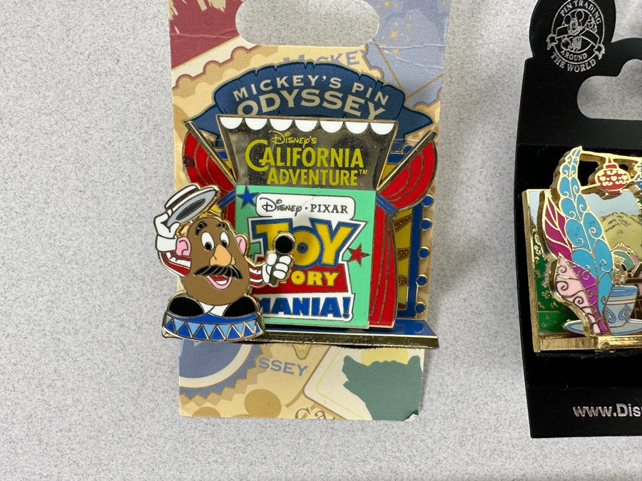 Collection Of Vintage Disneyland Trading Pins New On Cards [Photo 10]