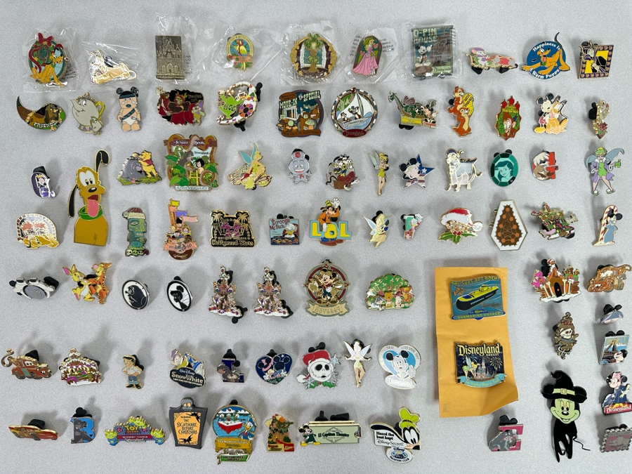 Collection Of Vintage Disneyland Trading Pins - See Photos