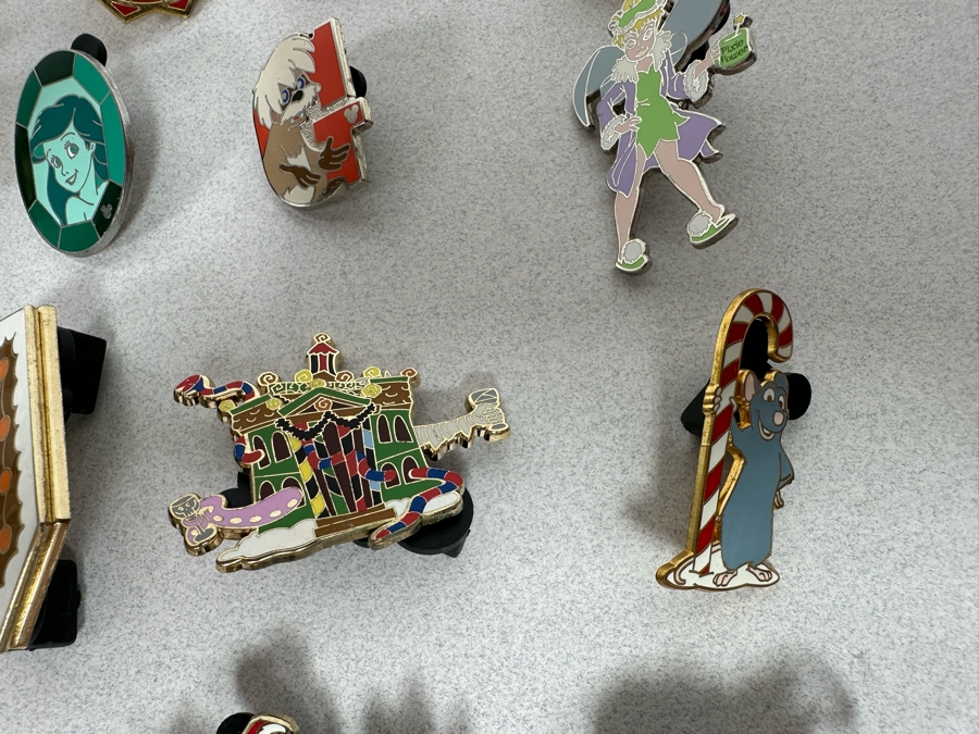 Collection Of Vintage Disneyland Trading Pins - See Photos [Photo 36]