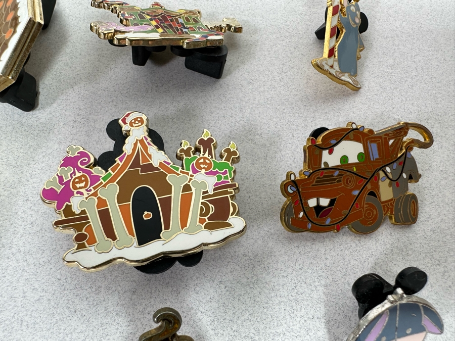 Collection Of Vintage Disneyland Trading Pins - See Photos [Photo 37]