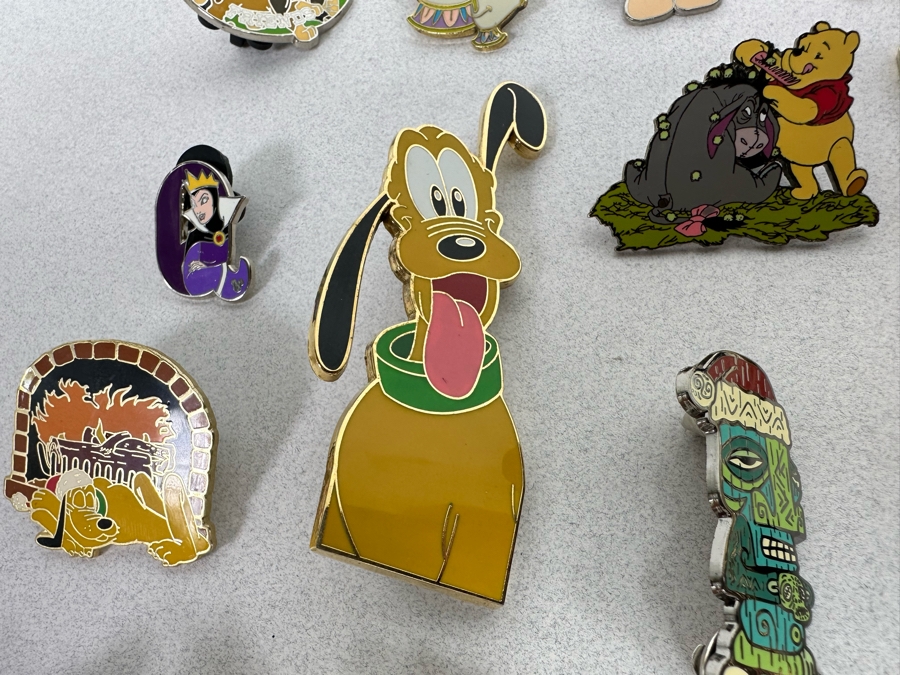Collection Of Vintage Disneyland Trading Pins - See Photos [Photo 29]
