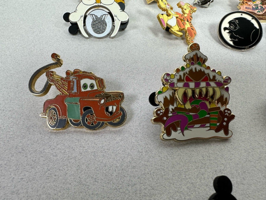 Collection Of Vintage Disneyland Trading Pins - See Photos [Photo 48]