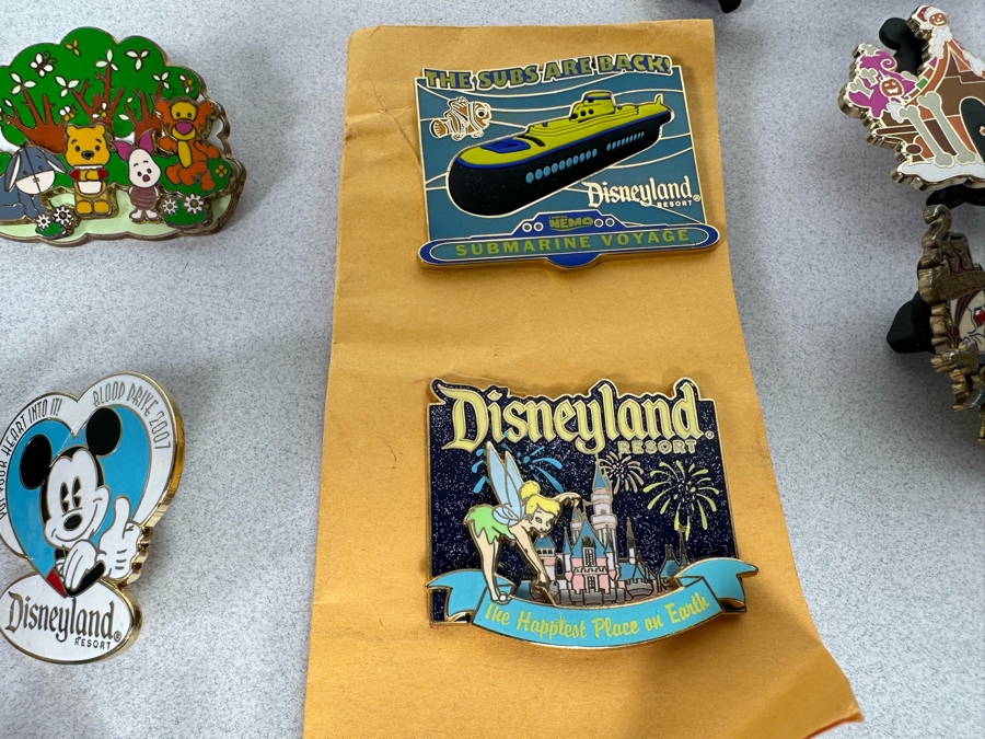 Collection Of Vintage Disneyland Trading Pins - See Photos [Photo 42]