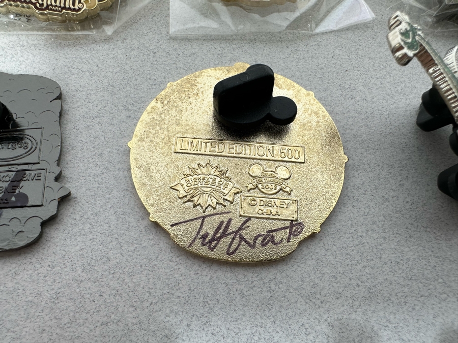 Collection Of Vintage Disneyland Trading Pins - See Photos [Photo 10]