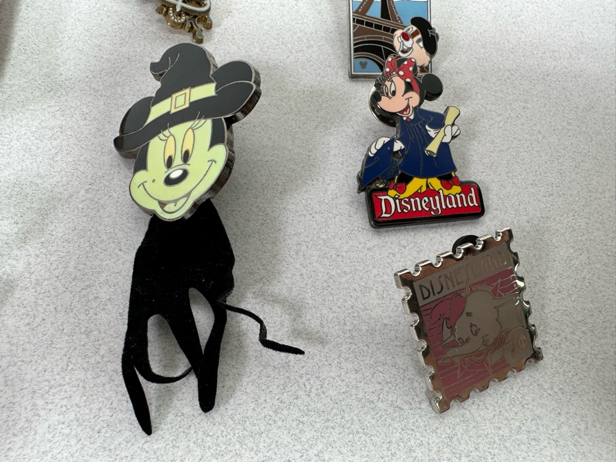 Collection Of Vintage Disneyland Trading Pins - See Photos [Photo 41]