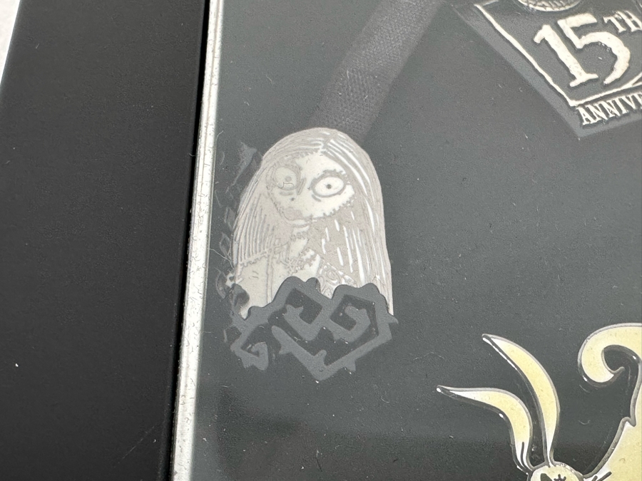 Disneyland Disney's Featured Artist Limited Edition Of 500 Trading Pin New In Box The Nightmare Before Christmas 15th Anniversary [Photo 5]