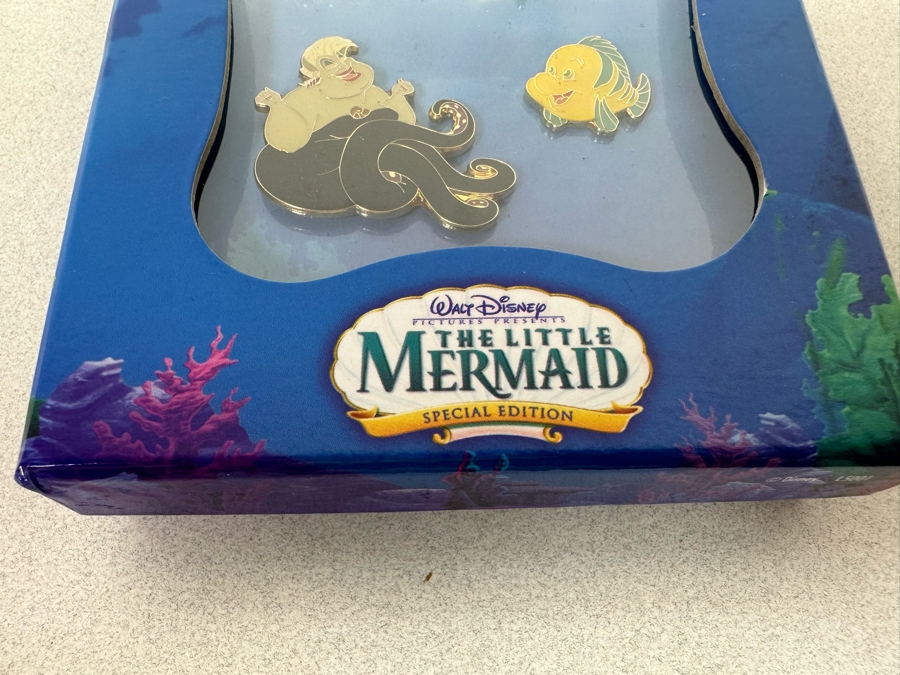 Just Added - Vintage Disneyland Special Edition Walt Disney's The Little Mermaid Trading Pins New In Box [Photo 6]
