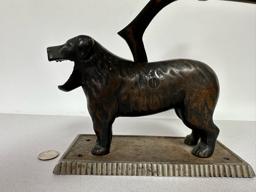 Vintage Cast Iron Dog Nutcracker 11W X 3.5D X 5H [Photo 4]
