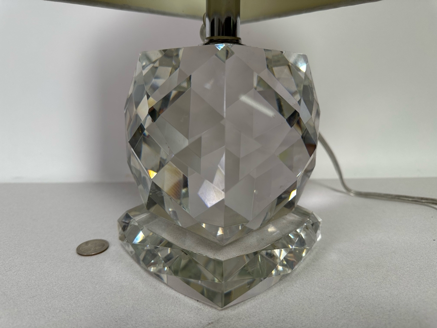 Lucite Table Lamp With Shade 15H [Photo 7]