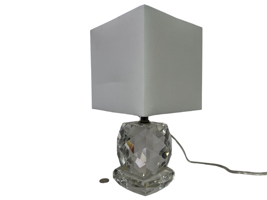 Lucite Table Lamp With Shade 15H [Photo 1]