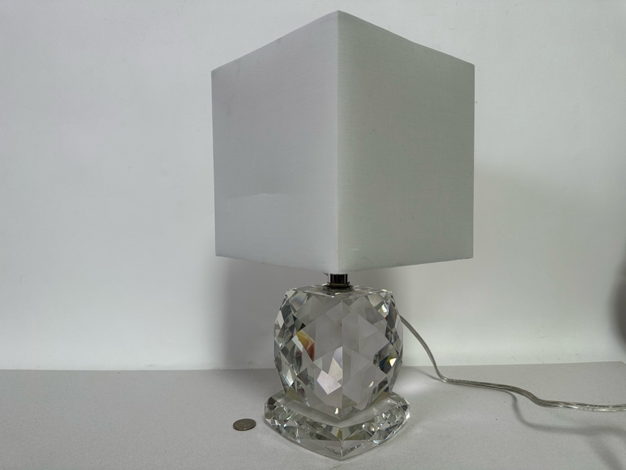 Lucite Table Lamp With Shade 15H [Photo 2]
