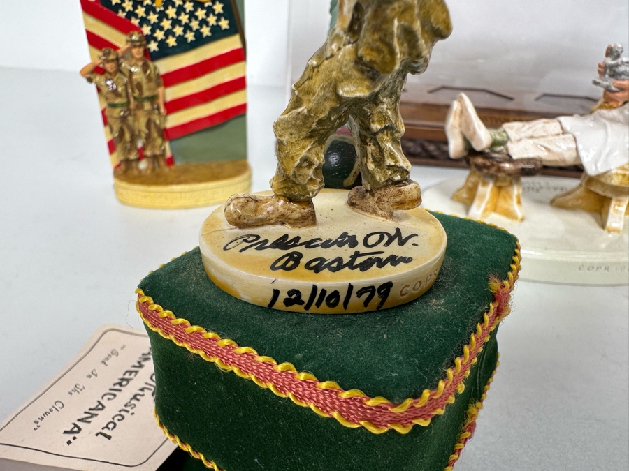 Collection Of Sebastian Miniatures Figurines And Hand Signed Book Most Figurines Are Hand Signed By Either Prescott Baston (Father) Or Woody Baston (Son) - See Photos [Photo 16]