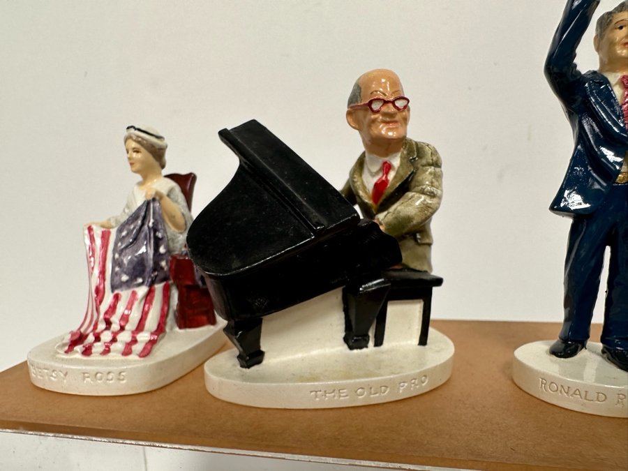 Collection Of Sebastian Miniatures Figurines And Hand Signed Book Most Figurines Are Hand Signed By Either Prescott Baston (Father) Or Woody Baston (Son) - See Photos [Photo 29]