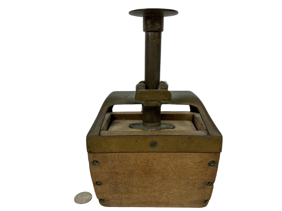Antique Primitive Butter Mold Press 6W X 4D X 7H [Photo 2]