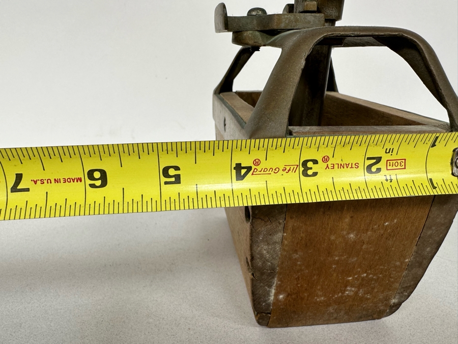 Antique Primitive Butter Mold Press 6W X 4D X 7H [Photo 11]