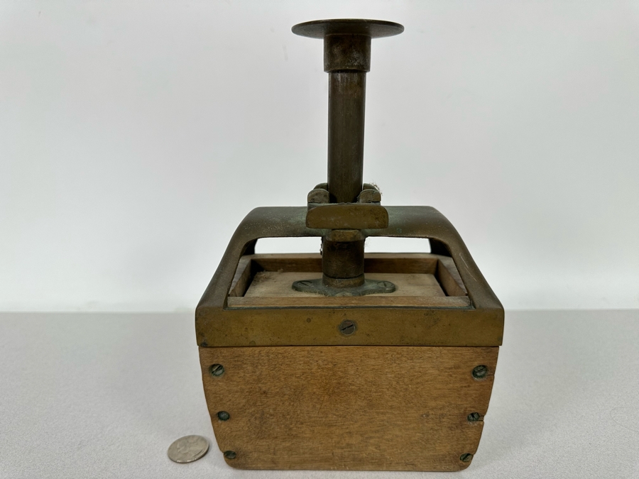 Antique Primitive Butter Mold Press 6W X 4D X 7H [Photo 4]