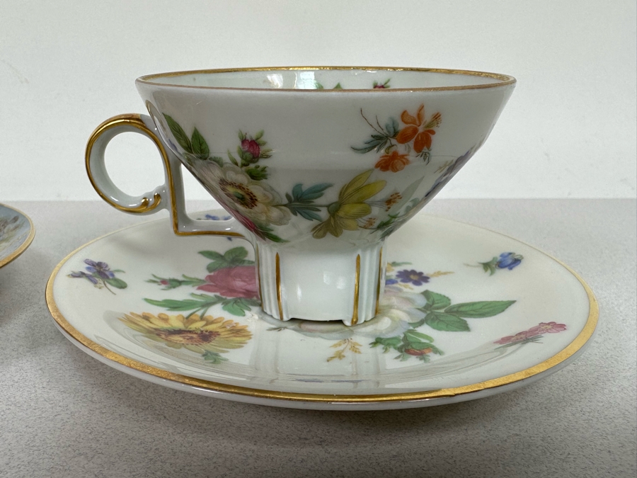 Pair Of Antique China Demitasse Cups And Saucers [Photo 8]