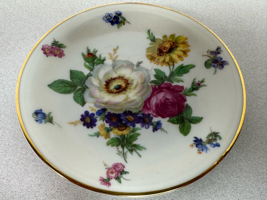 Pair Of Antique China Demitasse Cups And Saucers [Photo 15]