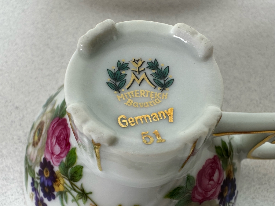 Pair Of Antique China Demitasse Cups And Saucers [Photo 13]