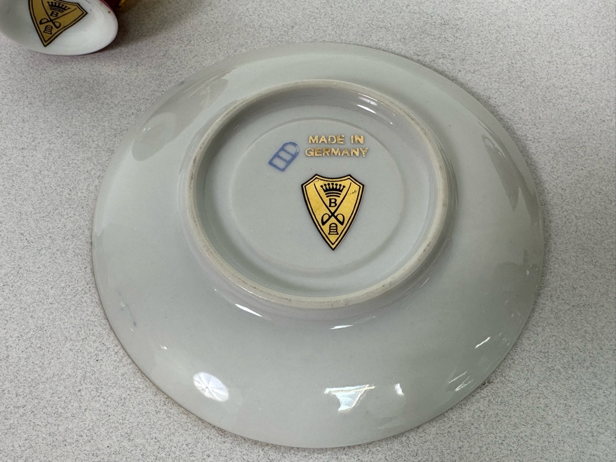 Pair Of Antique China Demitasse Cups And Saucers [Photo 11]