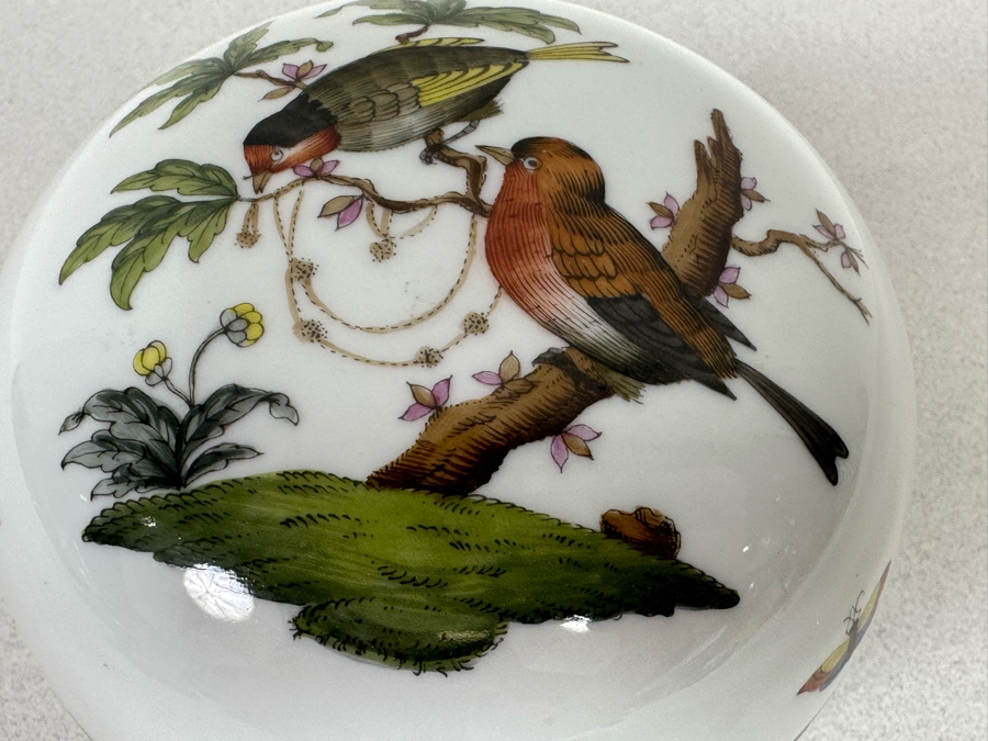 Hand Painted Herend Hungary Covered Round Box With Rothschild Bird Decoration 4.5W X 3H [Photo 8]