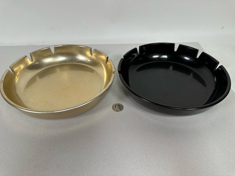 Pair Of Mid-Century Large Metal Ashtrays In Gold & Black 9.5R X 2H [Photo 4]