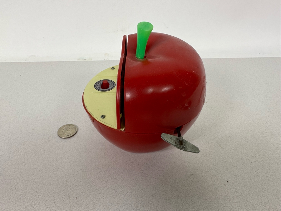 Vintage Japanese Mechanical Wind Up Apple Bank By Yone Working No 2185 Working 5W X 5H [Photo 6]